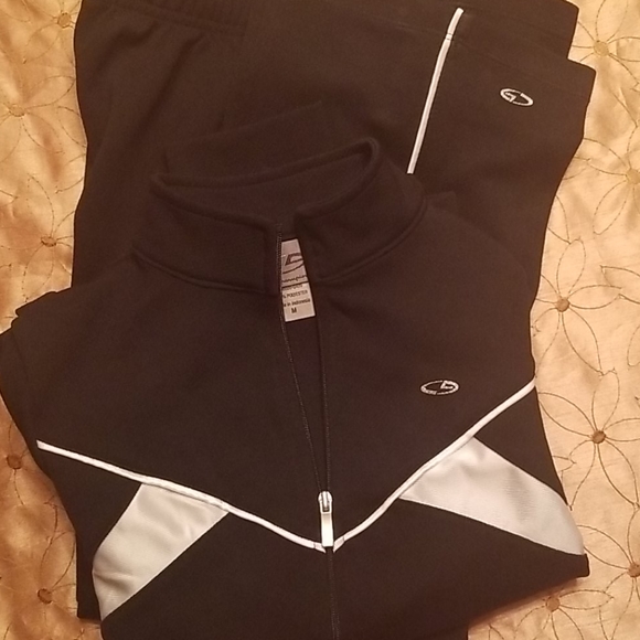 Champion jogging suit - Picture 4 of 4